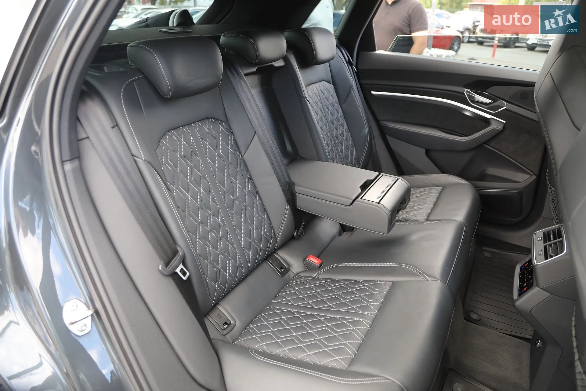 2019 Audi e-tron - мініатюра 15
