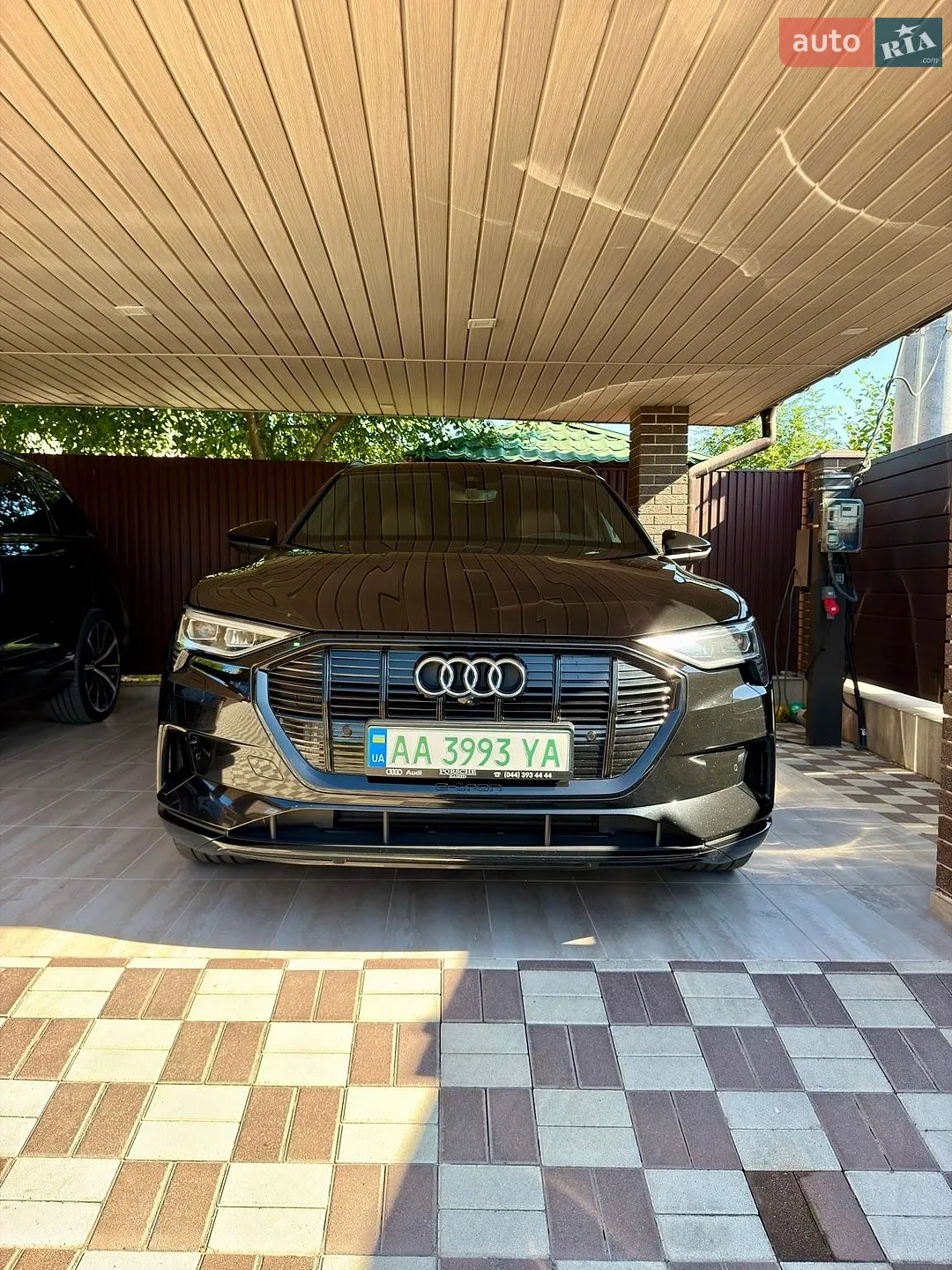 2020 Audi e-tron - мініатюра 16