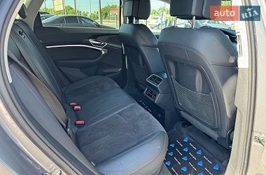 Внедорожник / Кроссовер Audi e-tron 2019 в Ровно