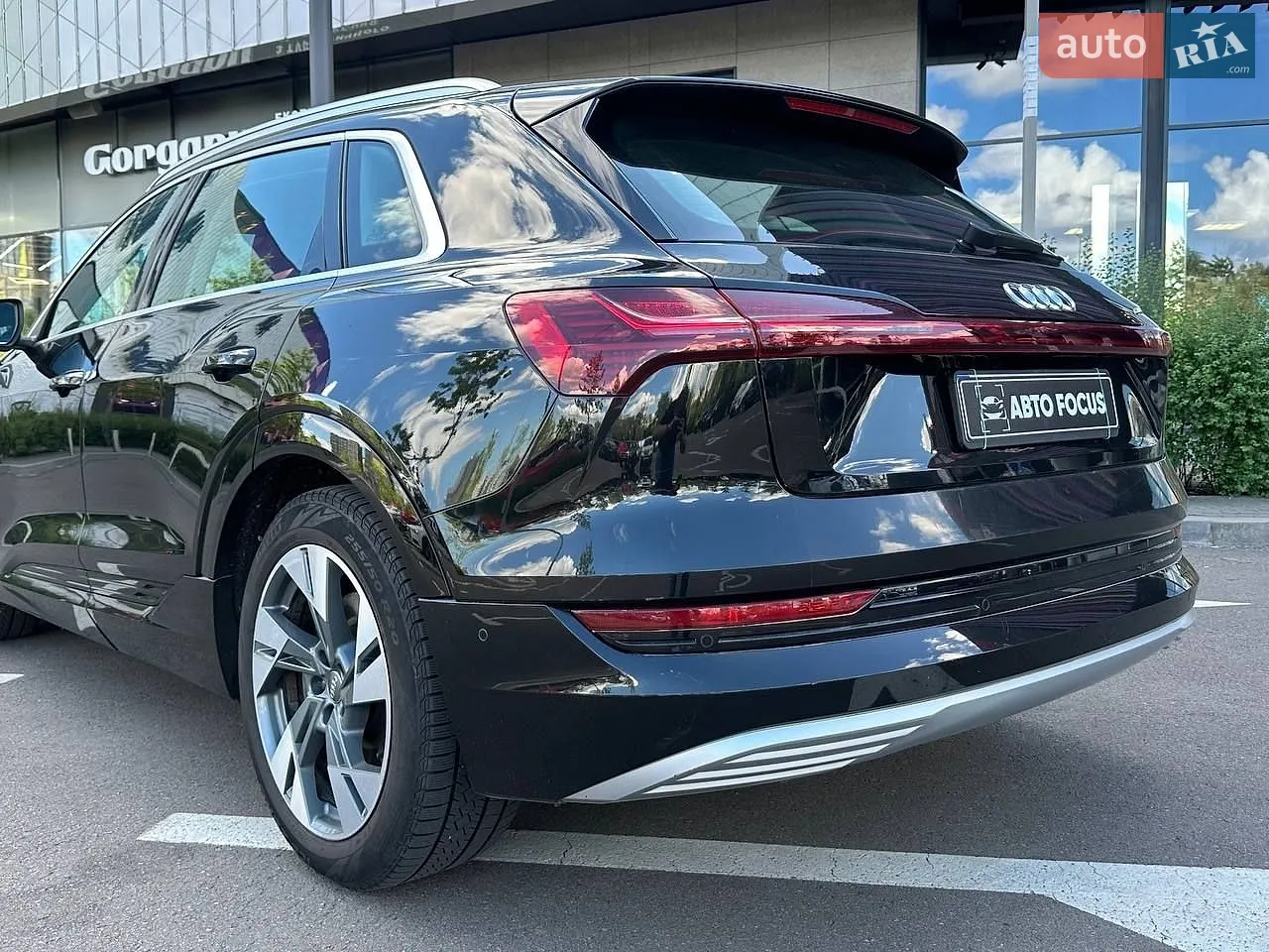 2019 Audi e-tron - мініатюра 8