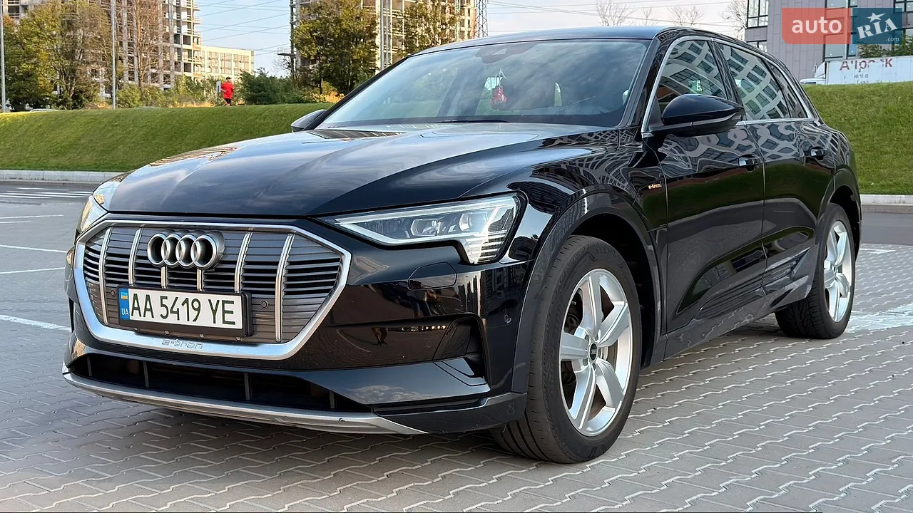 2021 Audi e-tron - мініатюра 10