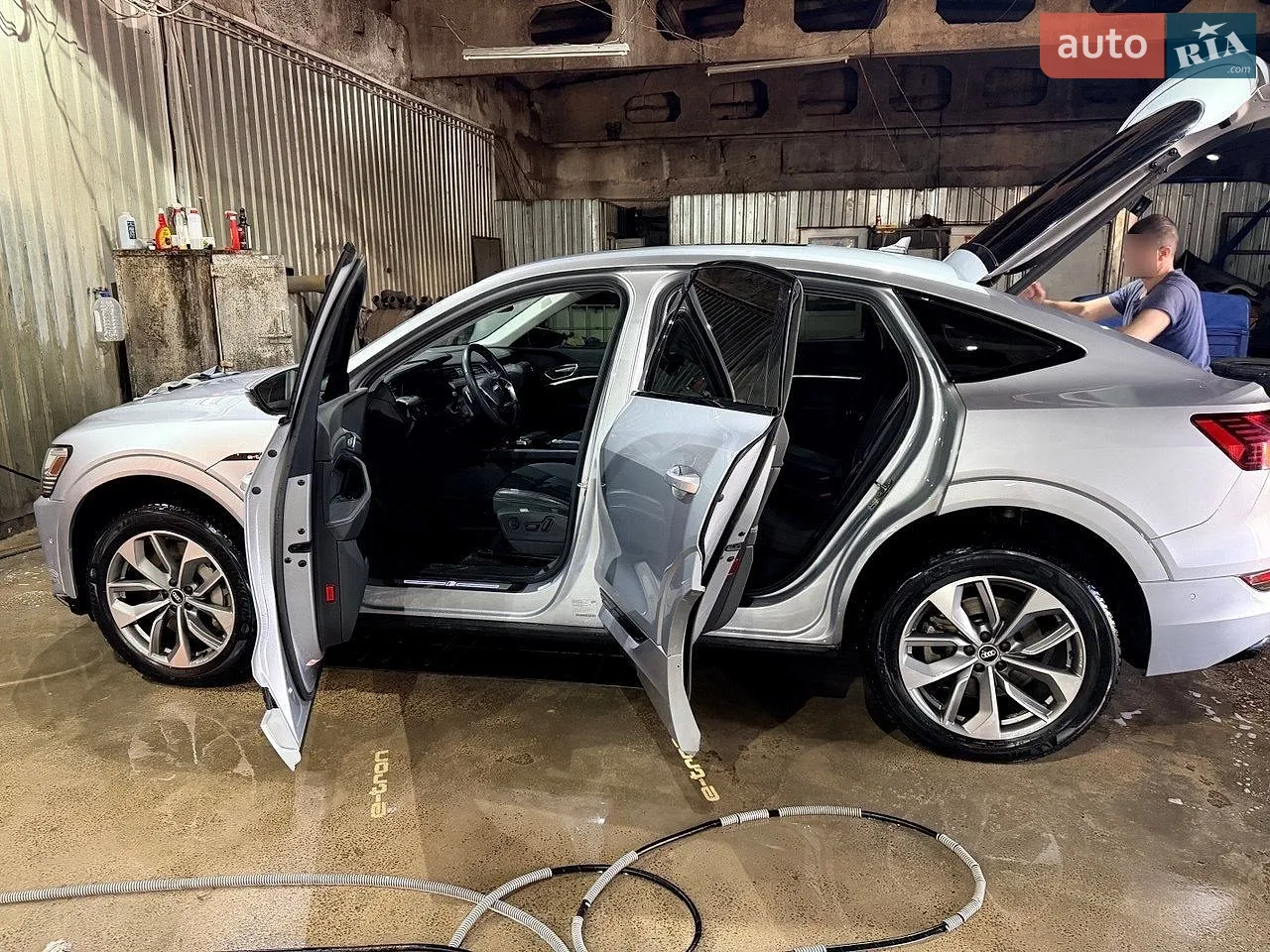 2021 Audi e-tron - мініатюра 3