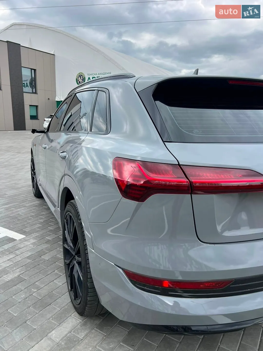 2019 Audi e-tron - мініатюра 16