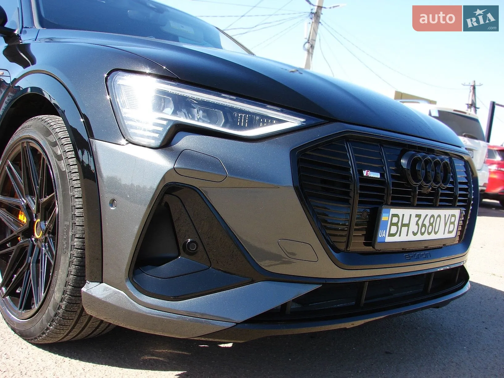 2021 Audi e-tron - мініатюра 3