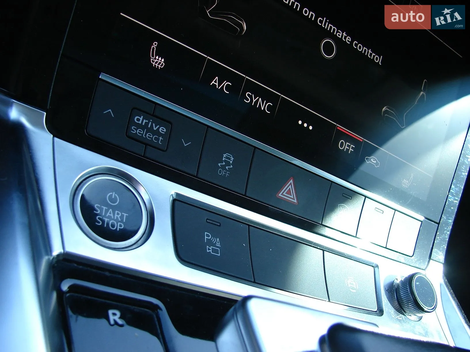 2021 Audi e-tron - мініатюра 27