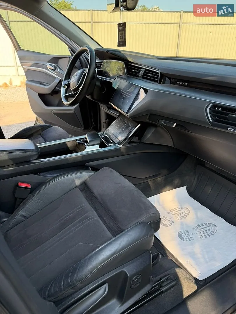2019 Audi e-tron - мініатюра 36
