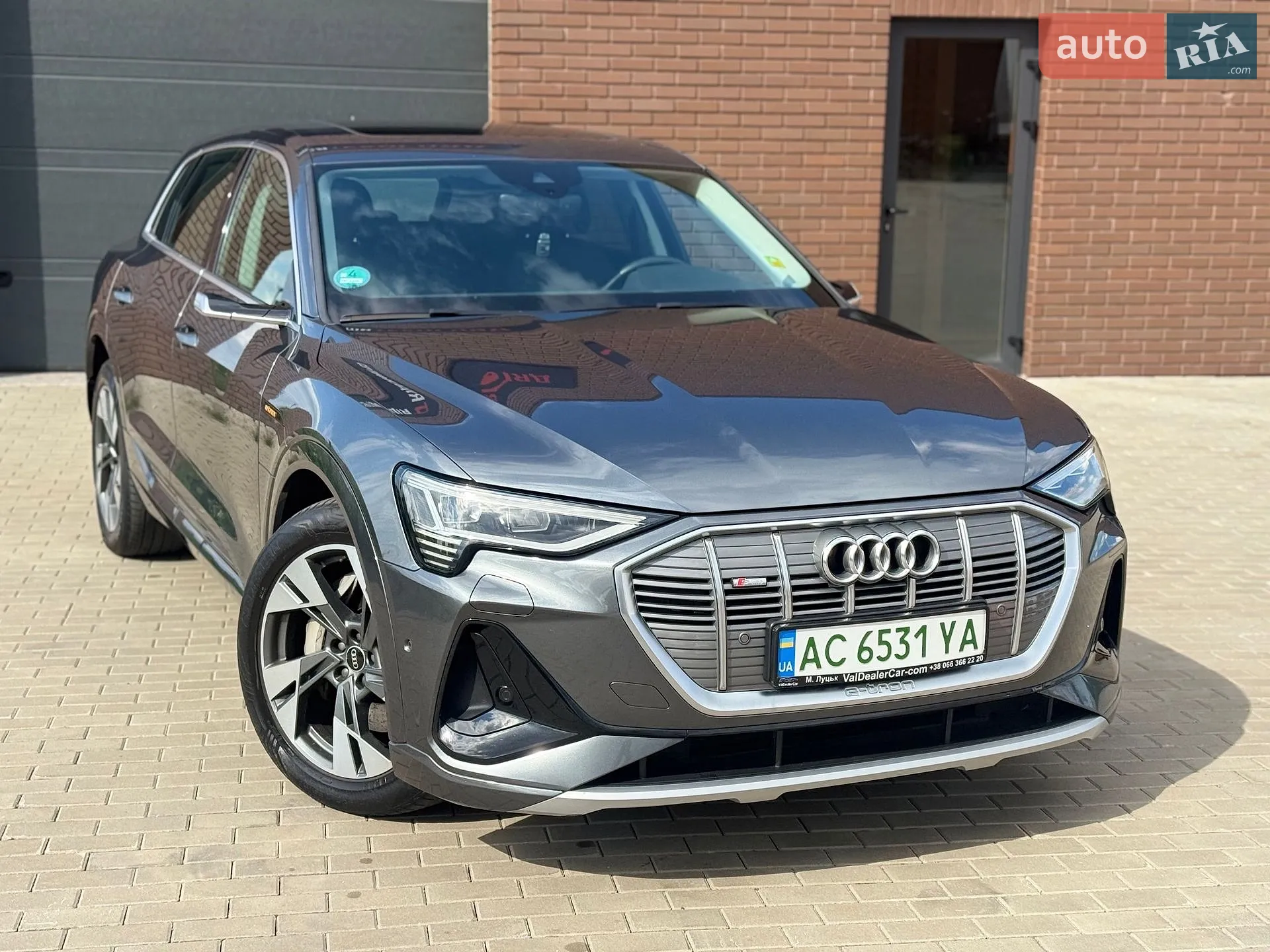 2021 Audi e-tron - мініатюра 3