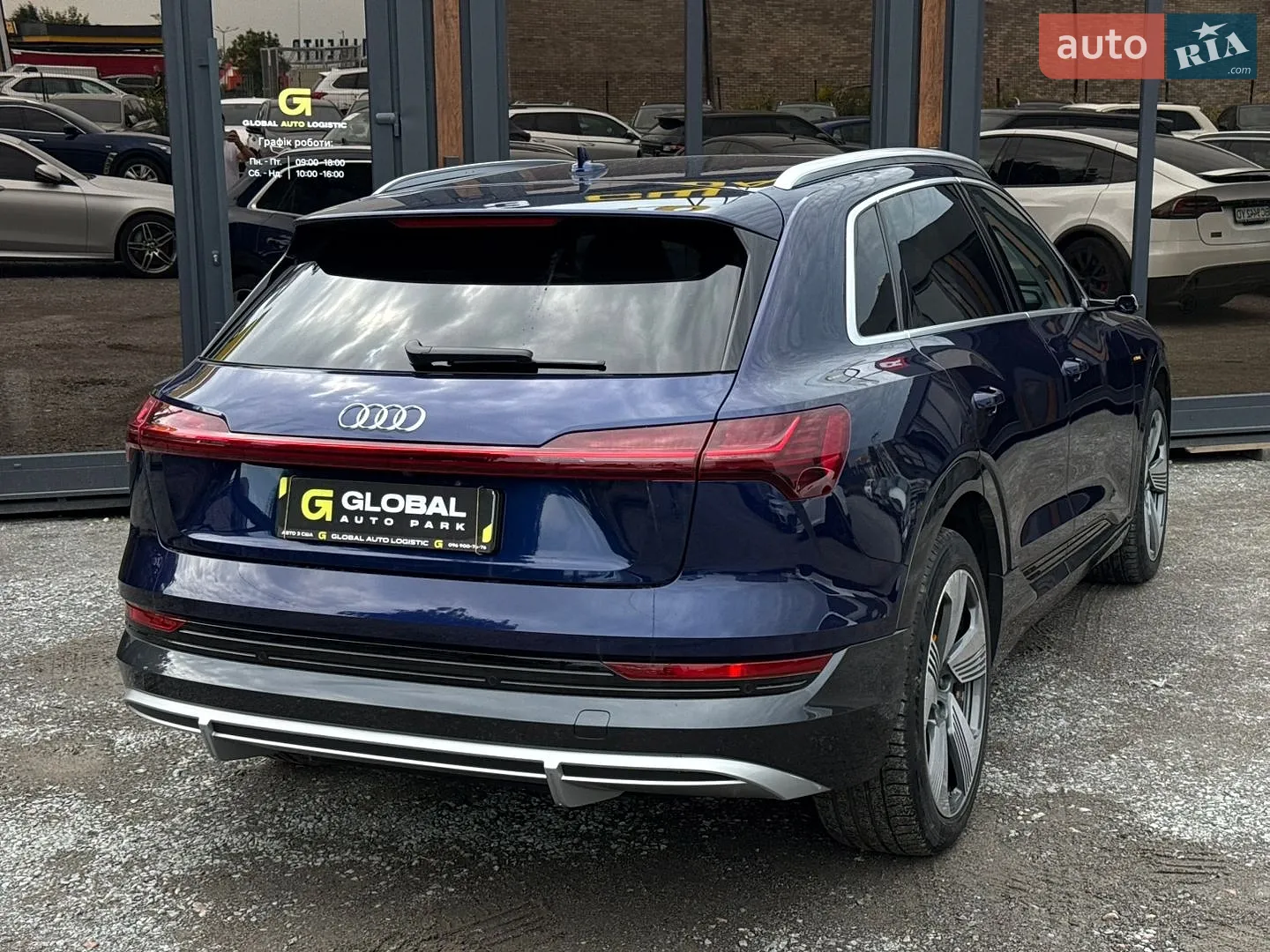 2020 Audi e-tron - мініатюра 34