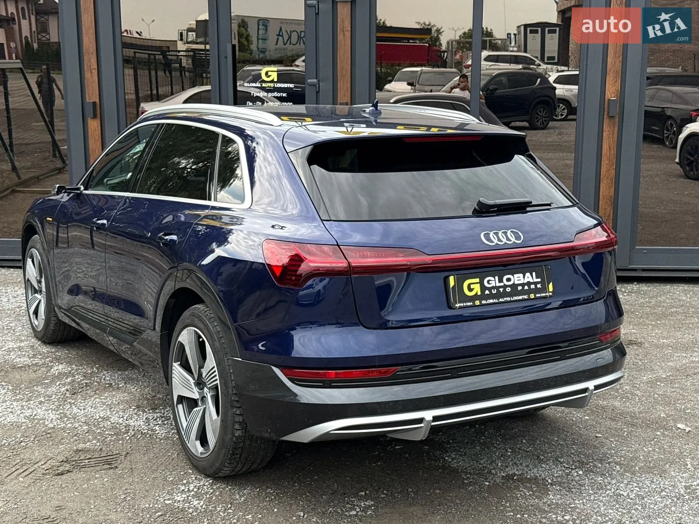 2020 Audi e-tron - мініатюра 38