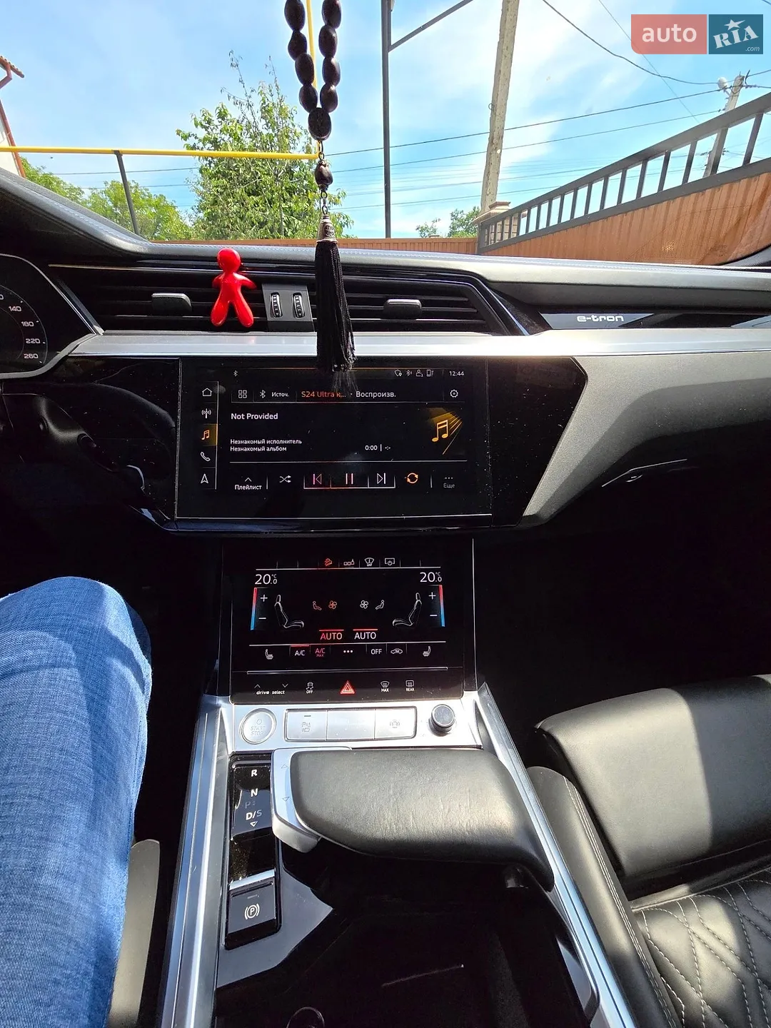 2020 Audi e-tron - мініатюра 10
