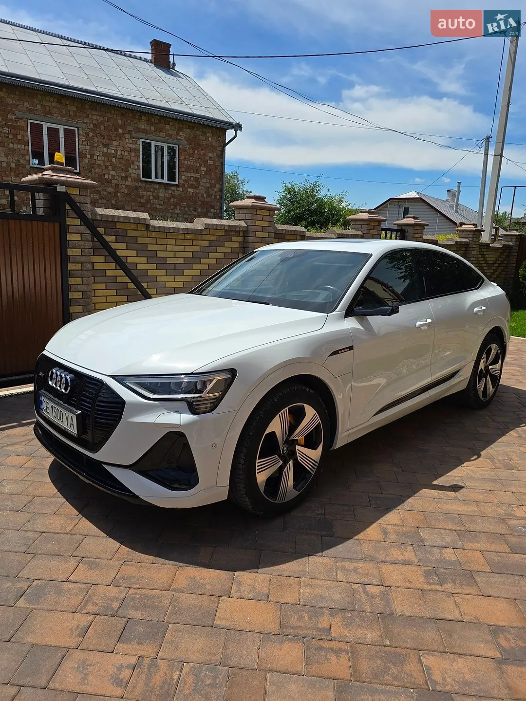 2020 Audi e-tron - мініатюра 3