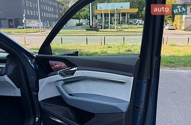 Позашляховик / Кросовер Audi e-tron 2020 в Києві
