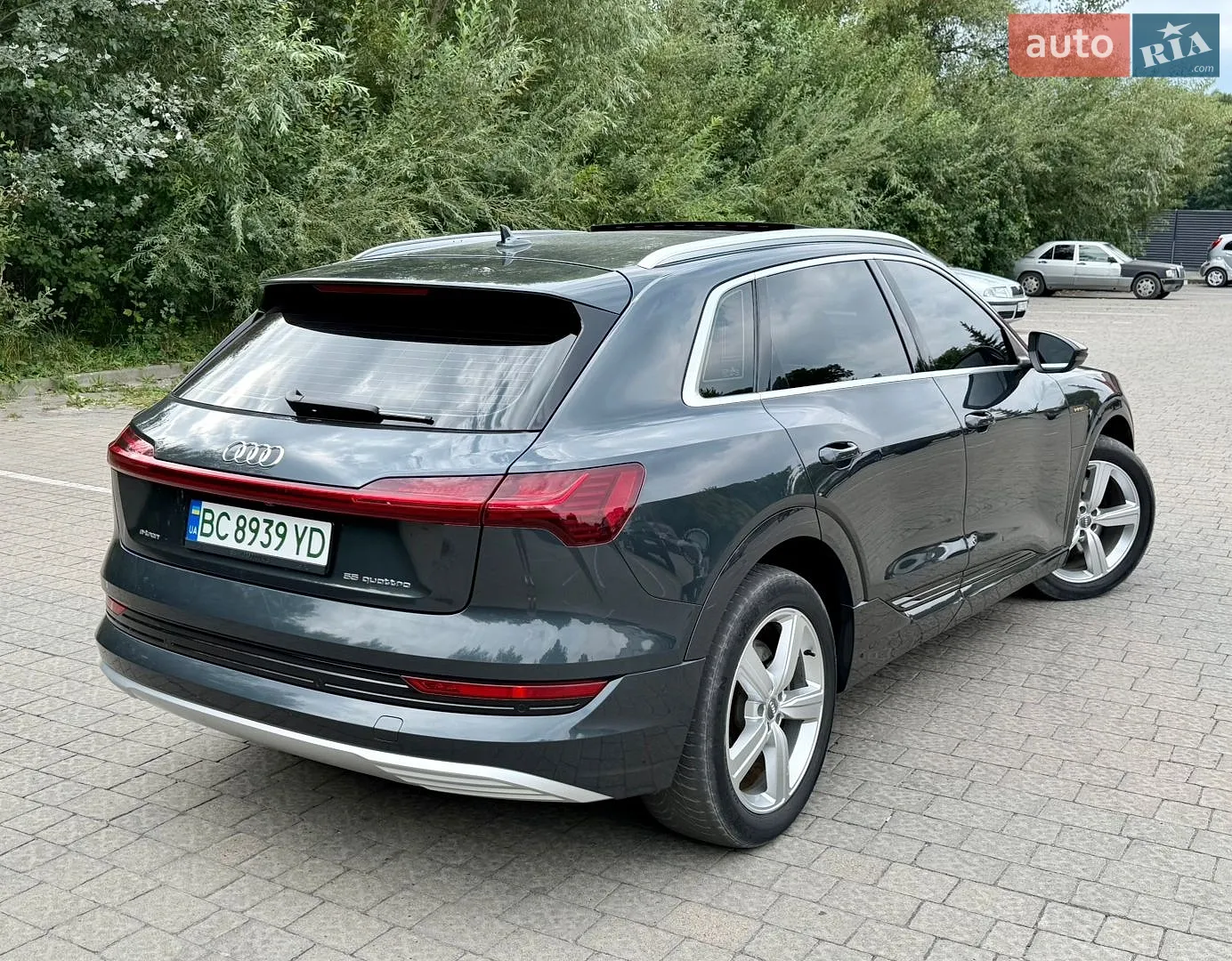 2020 Audi e-tron - мініатюра 21