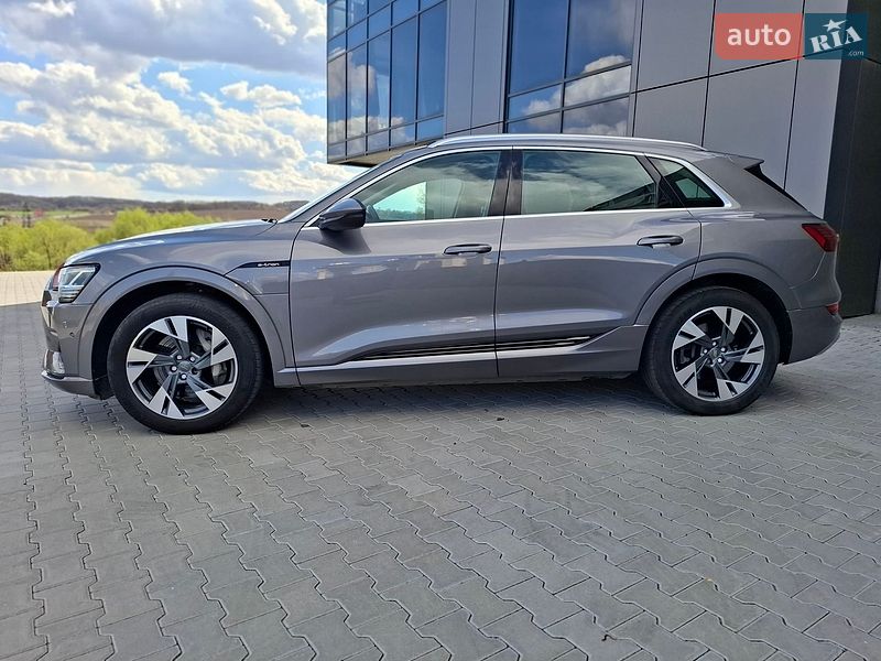 Внедорожник / Кроссовер Audi e-tron 2020 в Черновцах