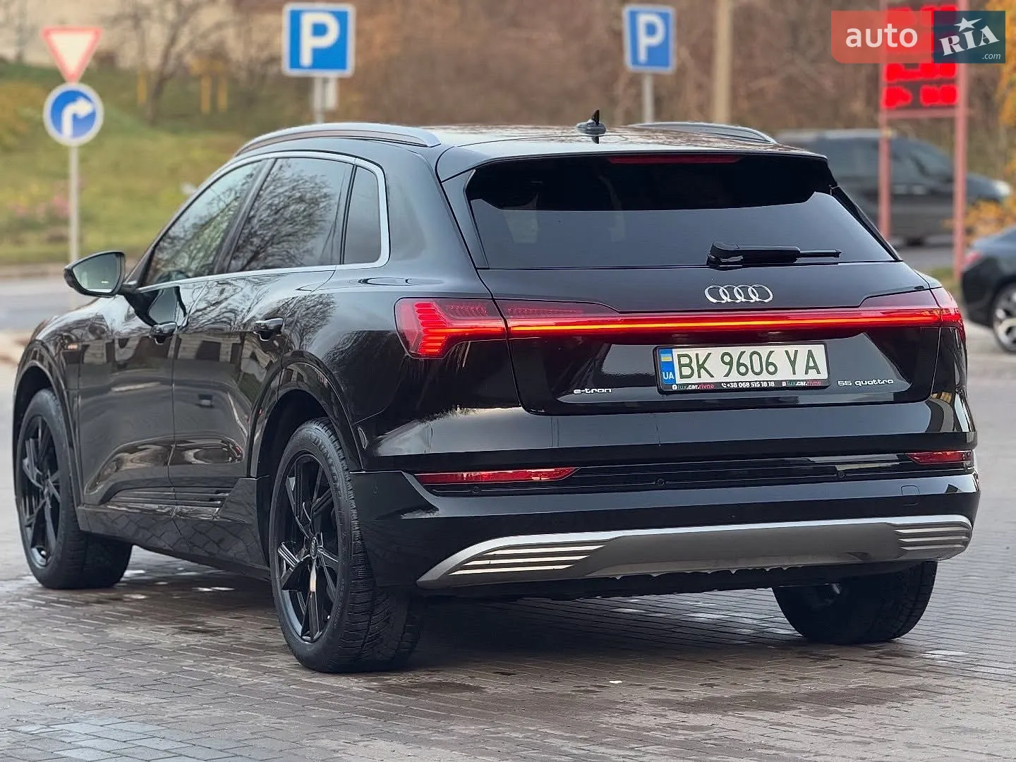 2020 Audi e-tron - мініатюра 3