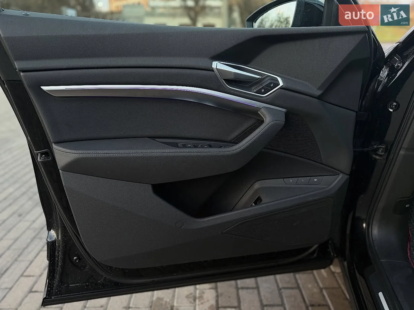 2020 Audi e-tron - мініатюра 9