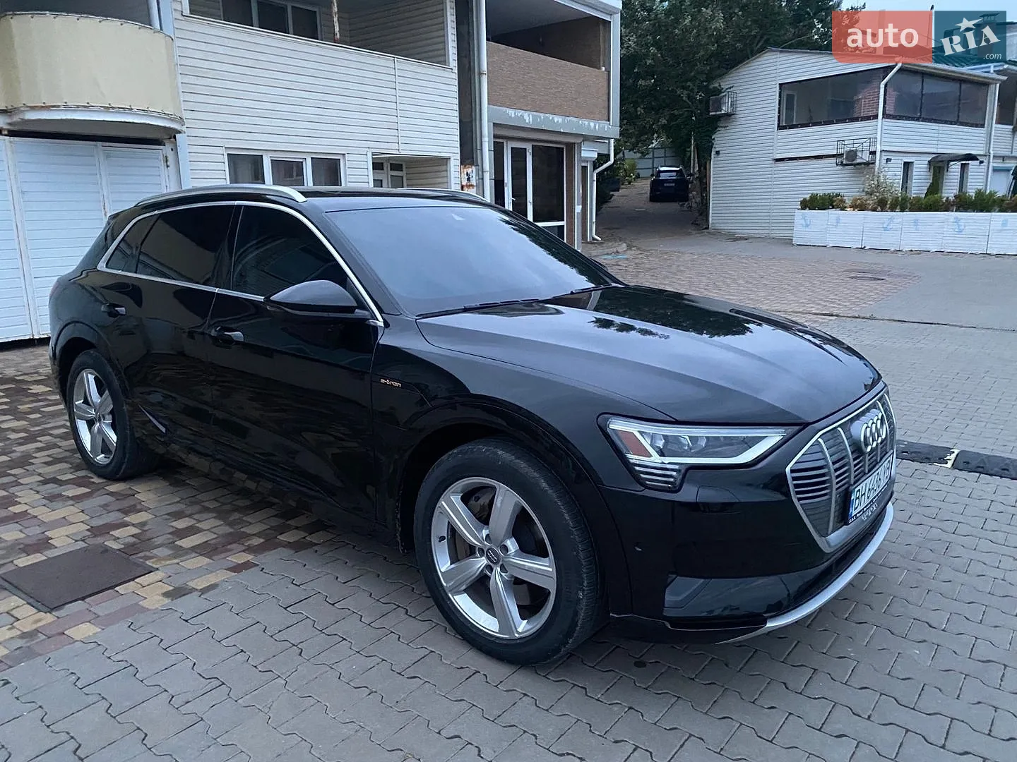 2019 Audi e-tron - мініатюра 5
