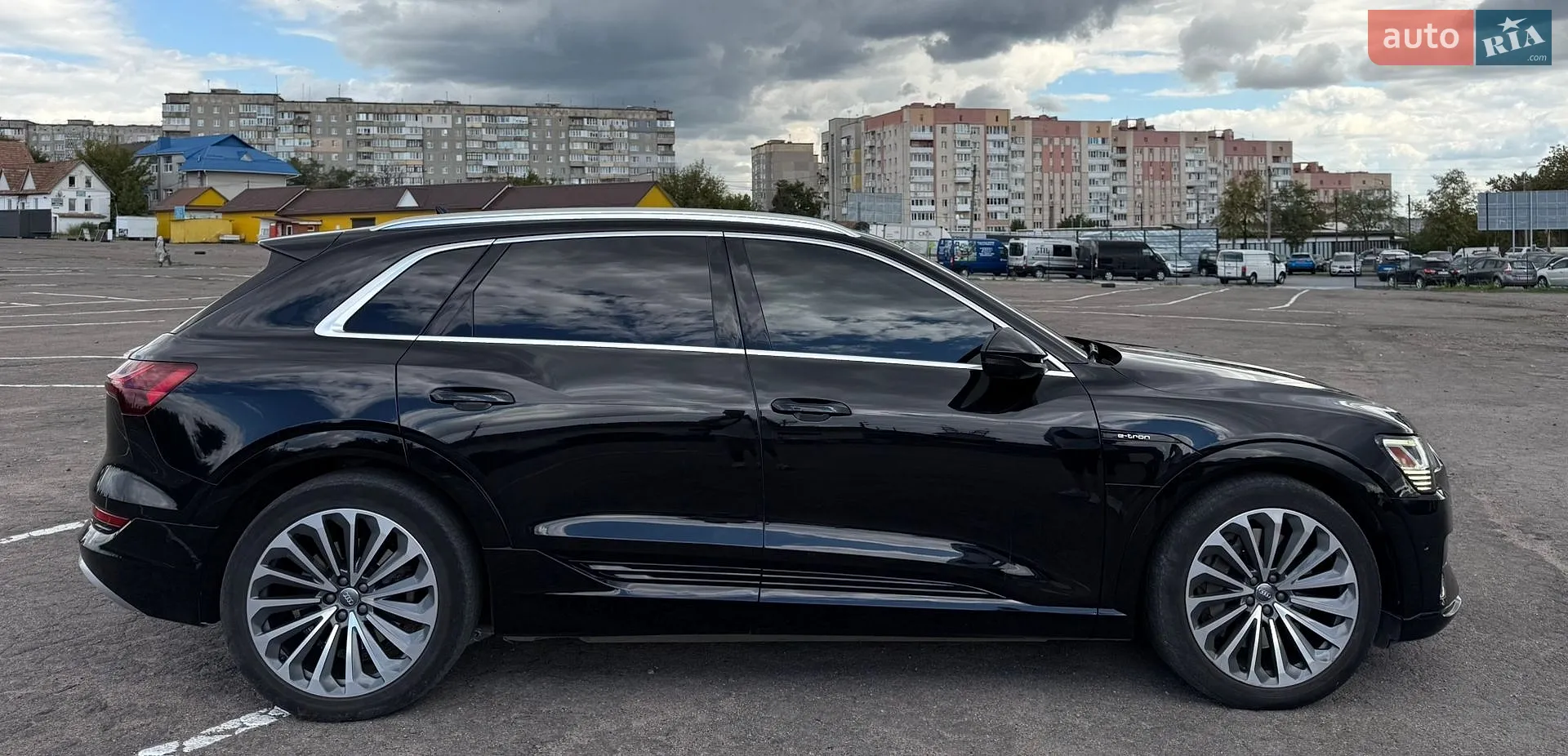 2019 Audi e-tron - мініатюра 9