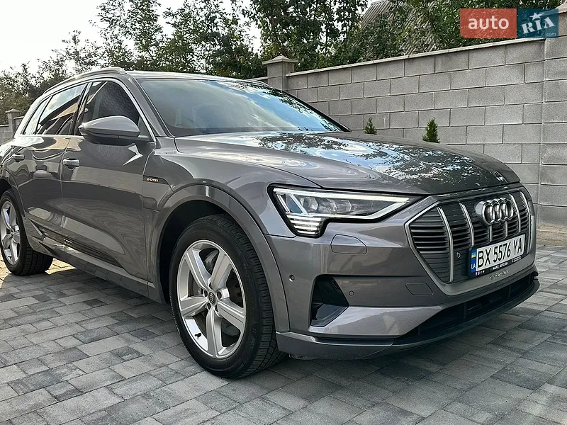 Audi e-tron