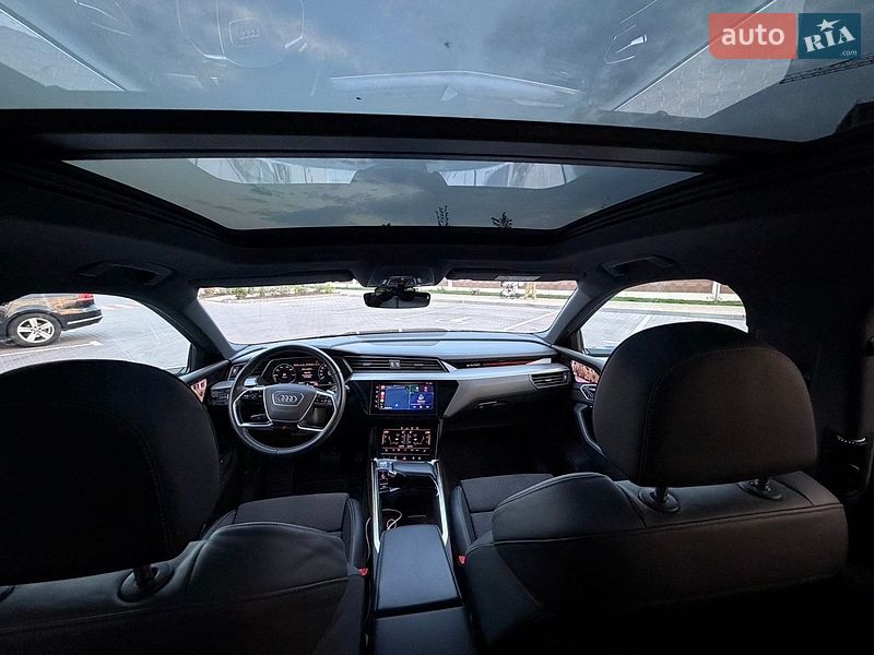 Позашляховик / Кросовер Audi e-tron 2020 в Києві