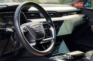 Внедорожник / Кроссовер Audi e-tron 2019 в Львове