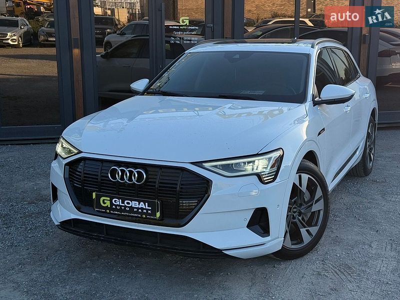 Внедорожник / Кроссовер Audi e-tron 2020 в Львове