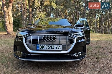 Внедорожник / Кроссовер Audi e-tron 2019 в Ровно