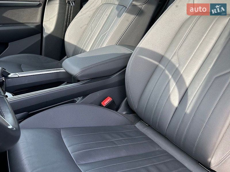 Внедорожник / Кроссовер Audi e-tron 2021 в Ивано-Франковске