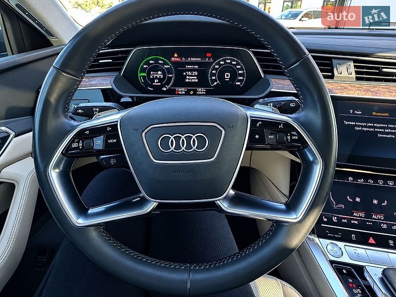 Внедорожник / Кроссовер Audi e-tron 2019 в Одессе