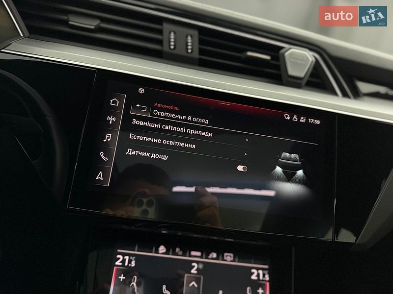 Внедорожник / Кроссовер Audi e-tron 2021 в Дубно
