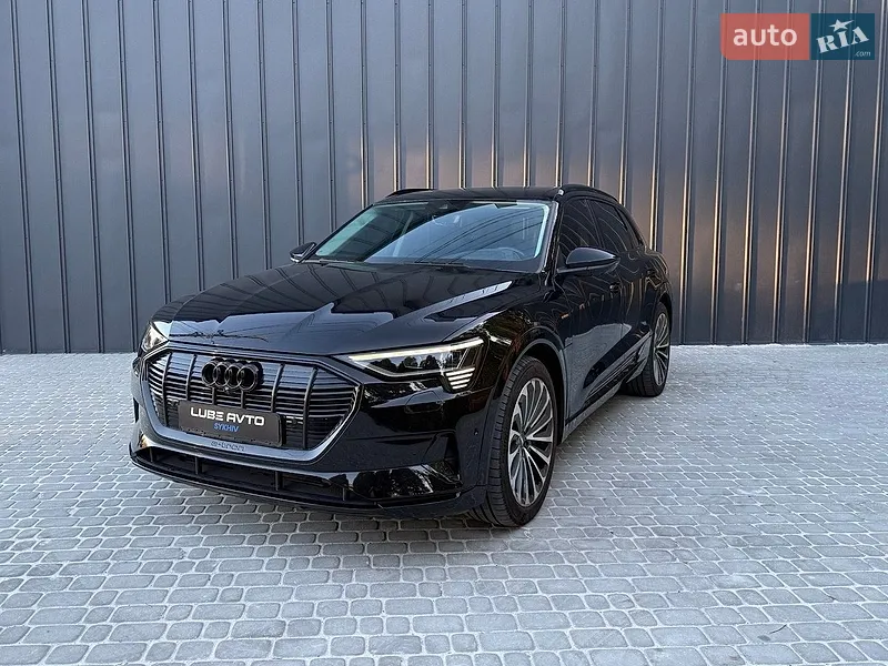 Audi e-tron