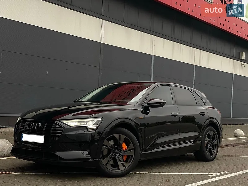 Audi e-tron 2022
