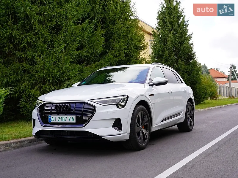 Audi e-tron