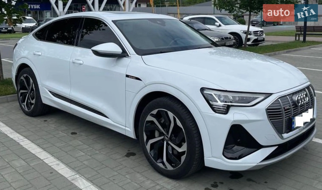 2020 Audi e-tron - мініатюра 21