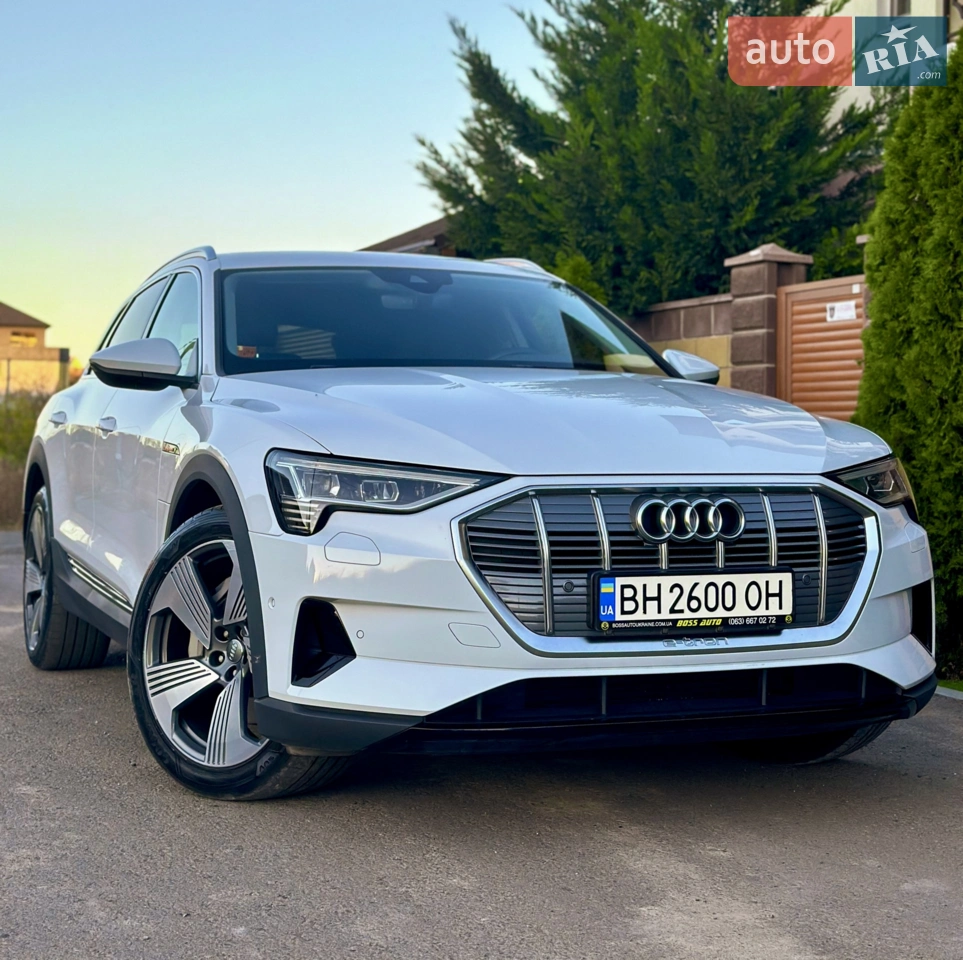 2020 Audi e-tron - мініатюра 35