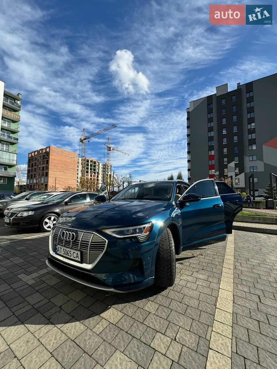 2019 Audi e-tron - мініатюра 36
