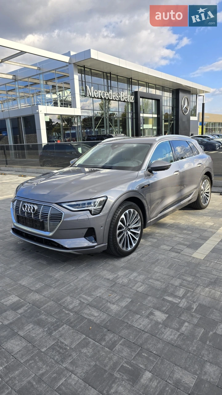 2021 Audi e-tron - мініатюра 31