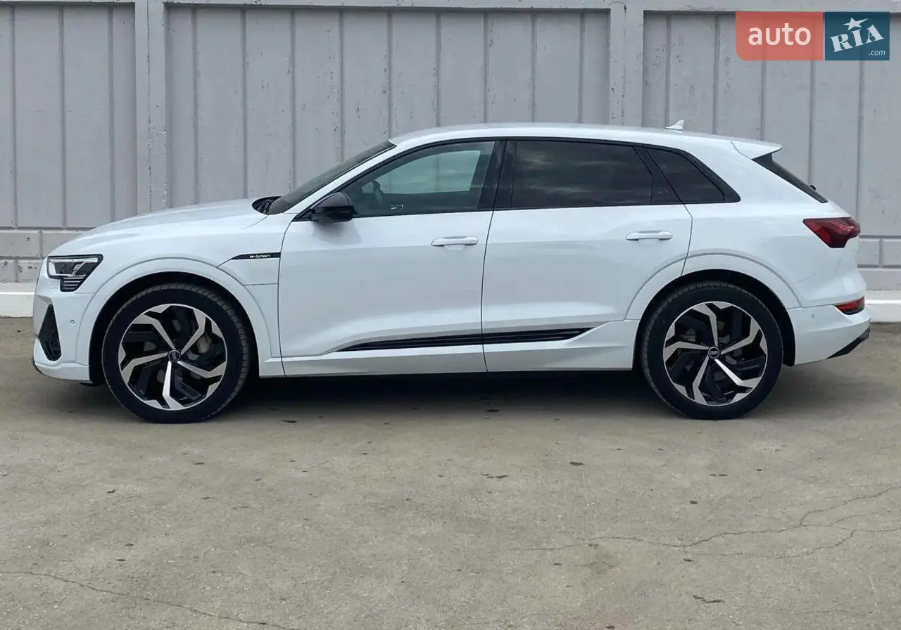 2019 Audi e-tron - мініатюра 20