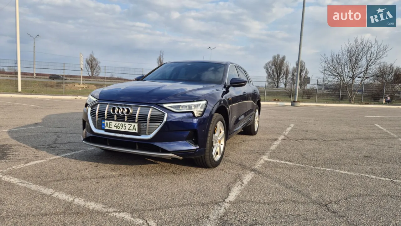 2020 Audi e-tron - мініатюра 35
