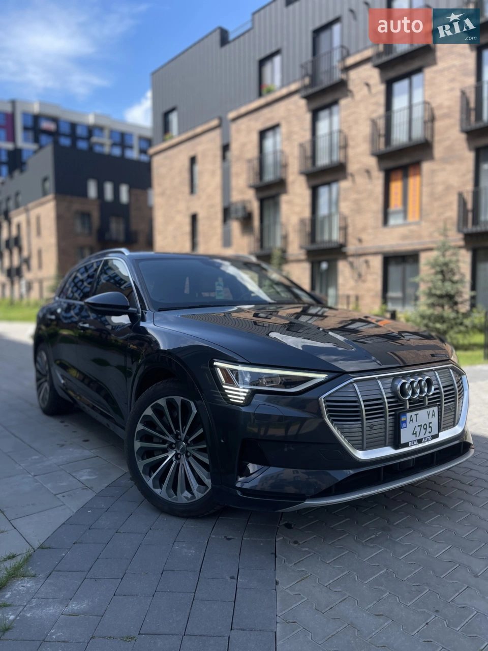 2019 Audi e-tron - мініатюра 39