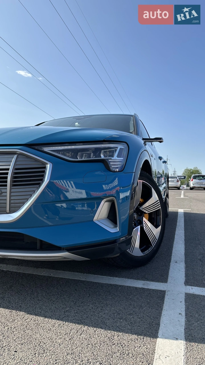 2019 Audi e-tron - мініатюра 21