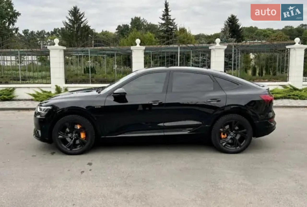 2020 Audi e-tron - мініатюра 39