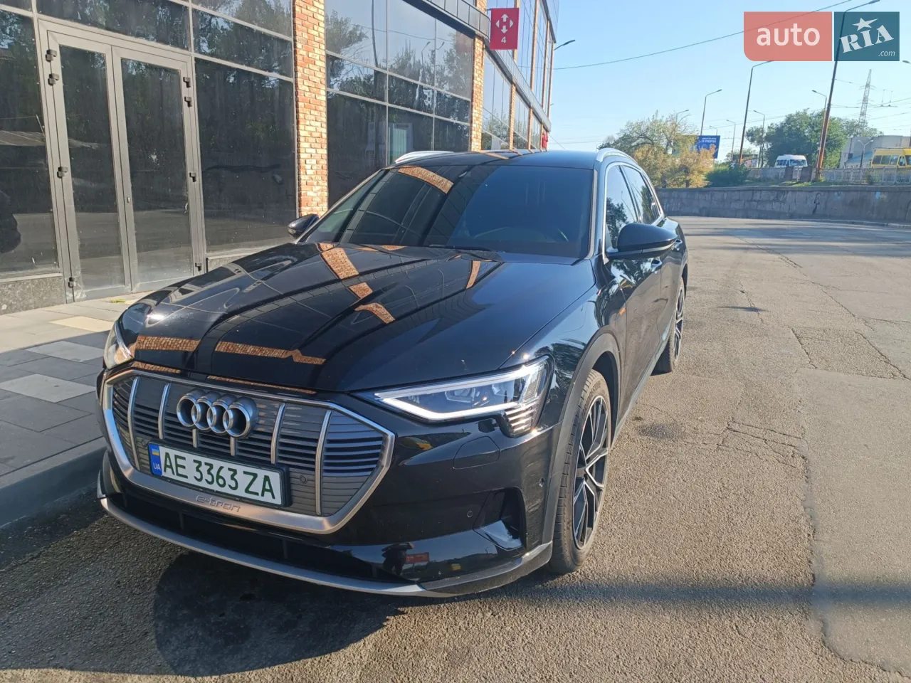 2019 Audi e-tron - мініатюра 11