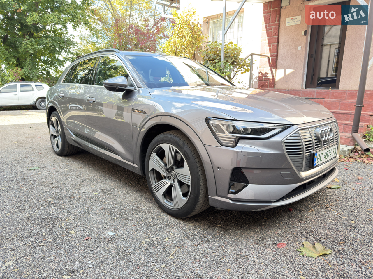 2019 Audi e-tron - мініатюра 13