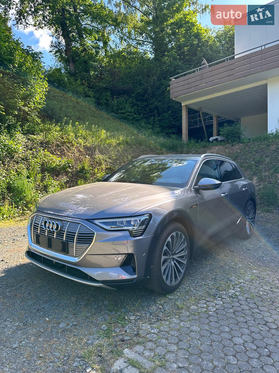 2019 Audi e-tron - мініатюра 8