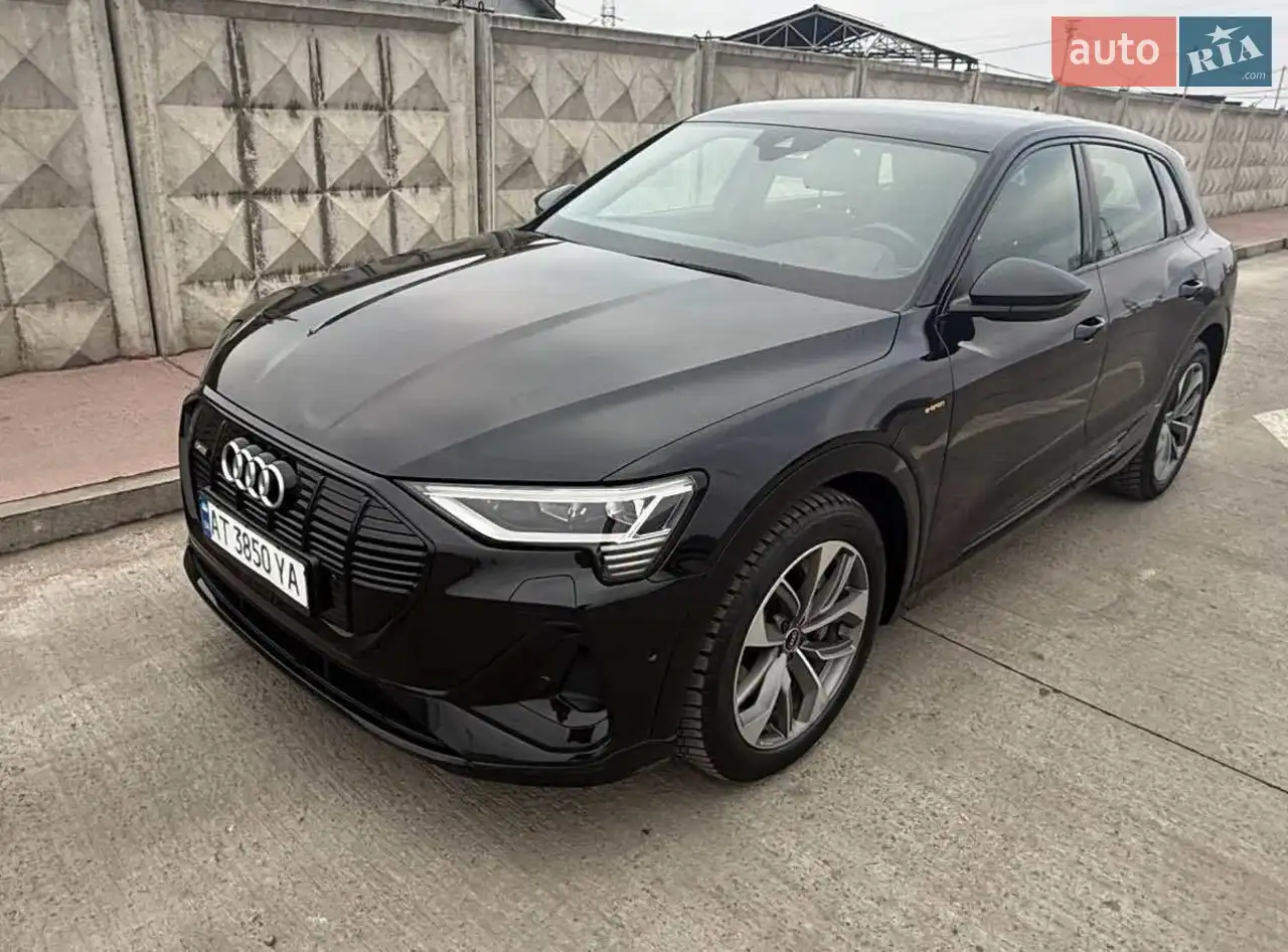 2021 Audi e-tron - мініатюра 21