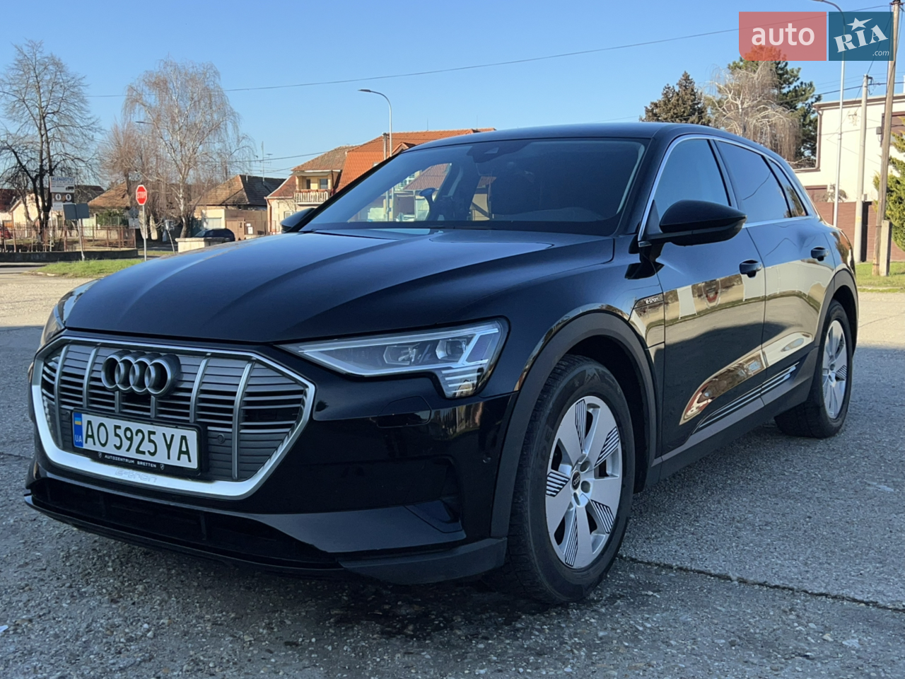 2022 Audi e-tron - мініатюра 22