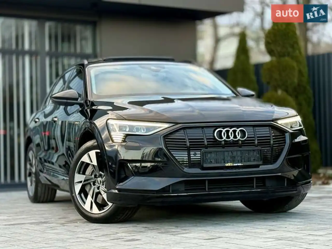 2021 Audi e-tron - мініатюра 35
