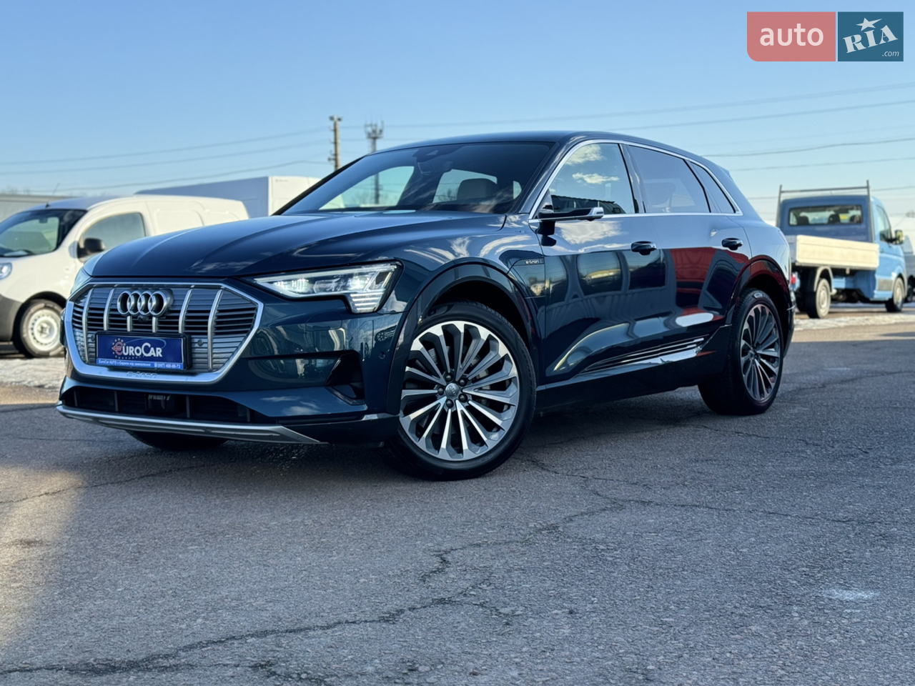 2019 Audi e-tron - мініатюра 156