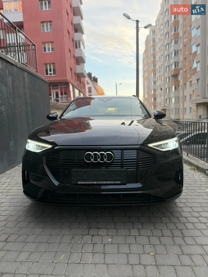 2020 Audi e-tron - мініатюра 26